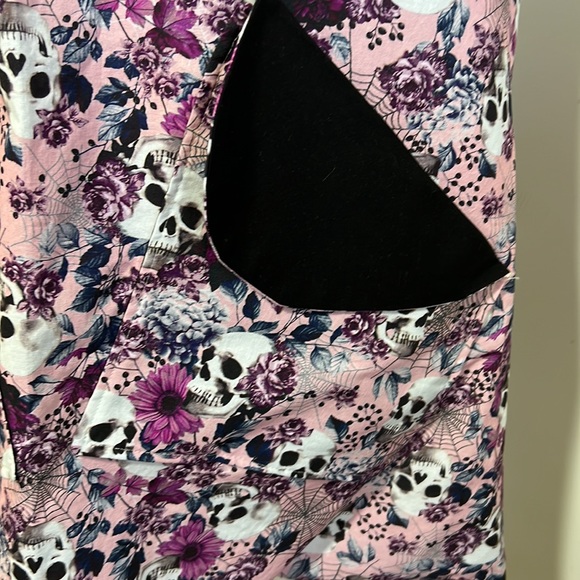 Skull,Skeleton,Halloween,Scary Apron,Criss Cross,w/pockets,reversible/2sided. - Picture 6 of 7